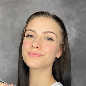 Meet your Posher, Sidney